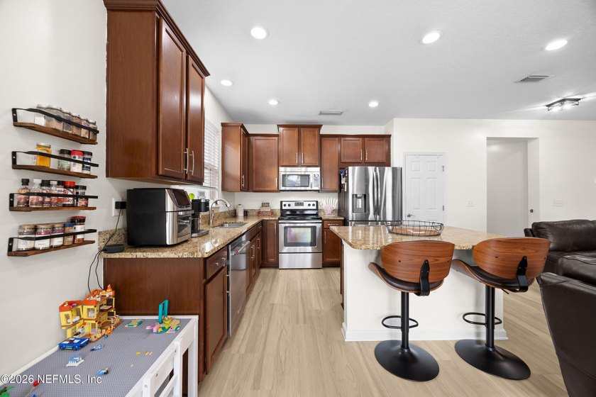 Imagine settling into your first home without a single worry! - photo 15