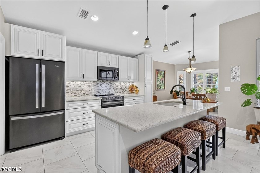 Wow! This is the Florida lifestyle you have been waiting for! - photo 3