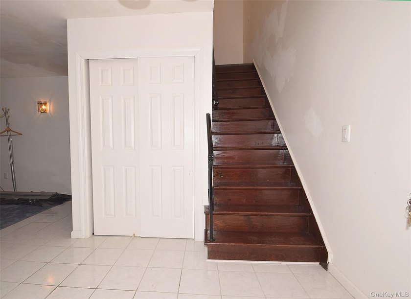 Welcome to 54 Grand Street-Your final destination. This very - photo 4
