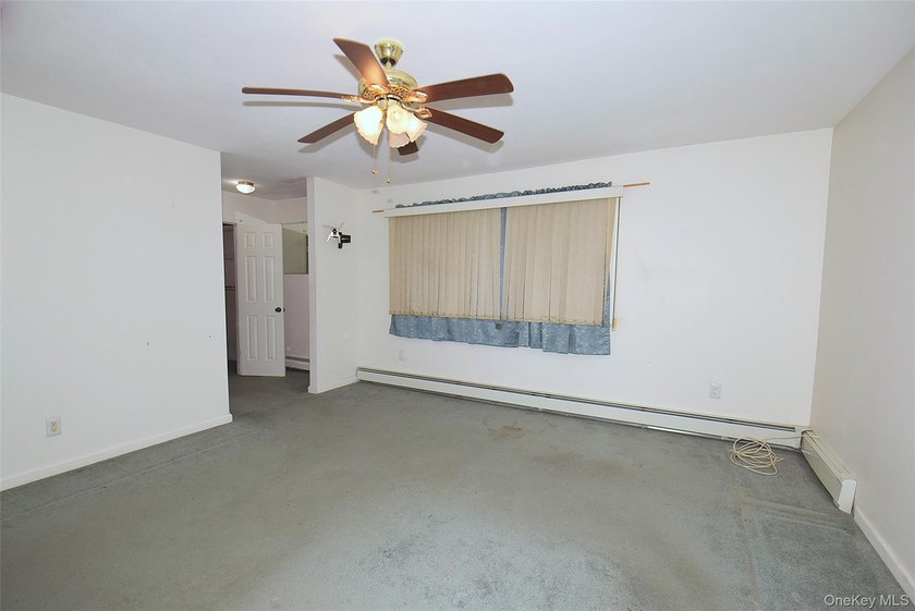 Welcome to 54 Grand Street-Your final destination. This very - photo 9