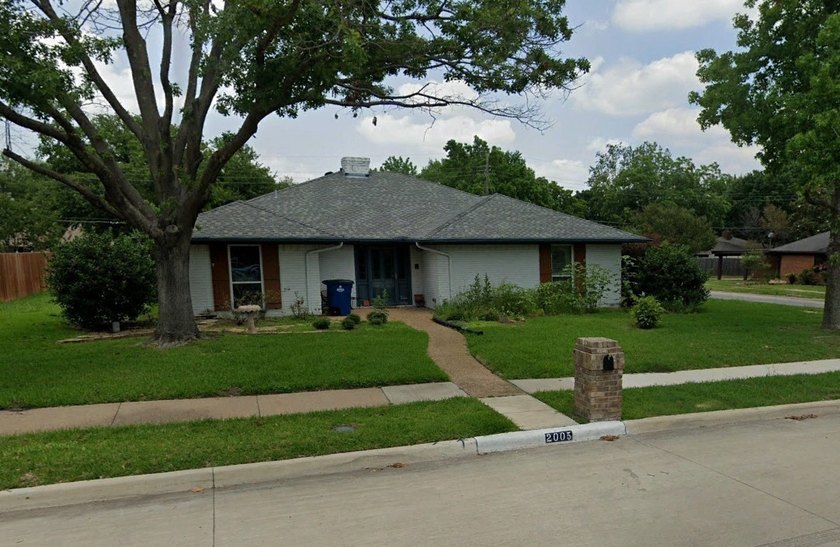 Listing photo