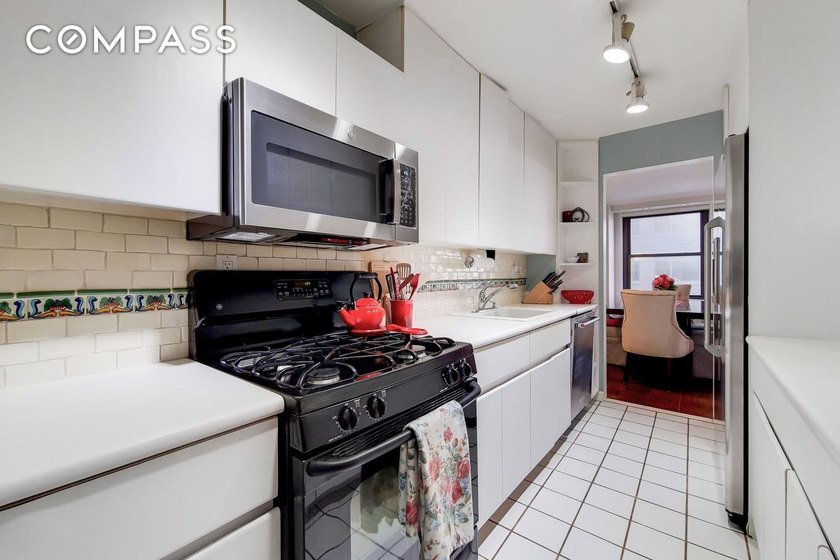 *Highly desirable **K** line available at The Harridge House! 5K - photo 7