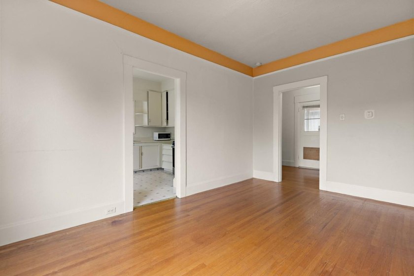 Opportunity knocks just blocks from UC Berkeley! This vacant - photo 12