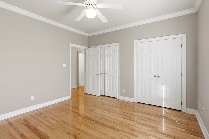 You must come see this beautiful home sitting on an acre lot in - photo 29