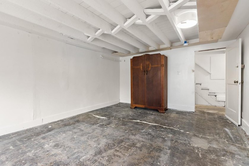 Opportunity knocks just blocks from UC Berkeley! This vacant - photo 34