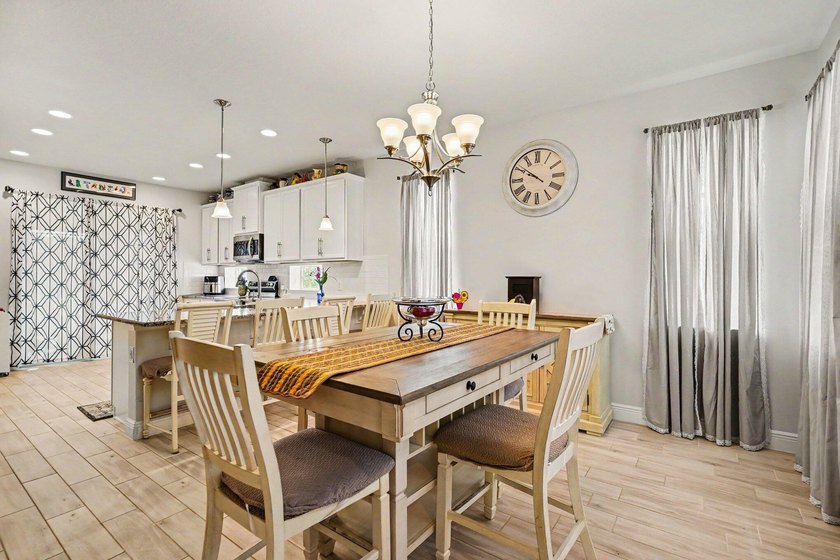 Welcome home! This beautiful single family home was built in - photo 7