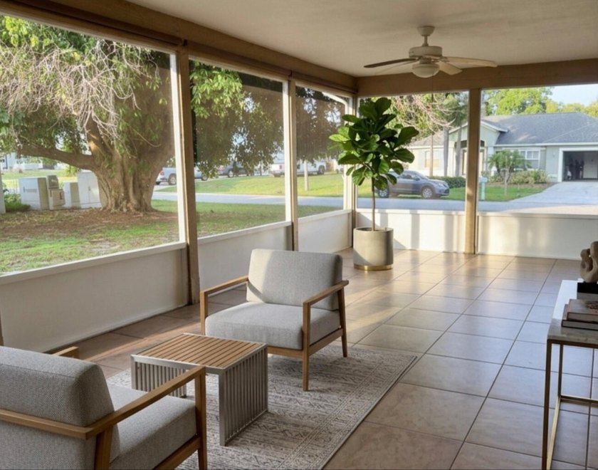 Beautiful and spacious 3 bedroom, 2 bath home with a 2 car - photo 8