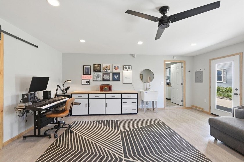 Welcome to this wonderful east side bungalow, filled with - photo 19