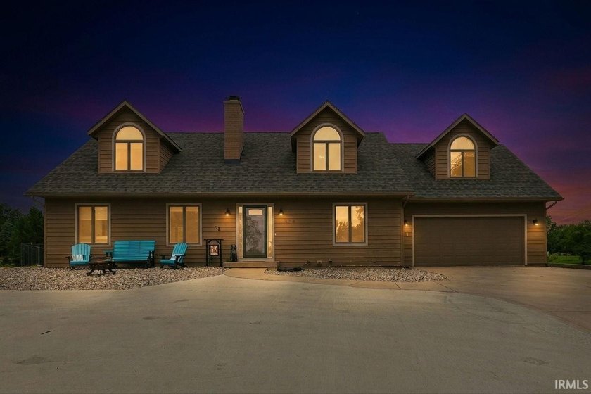 Move-in ready and beautifully updated, this exceptional Rolling - photo 2