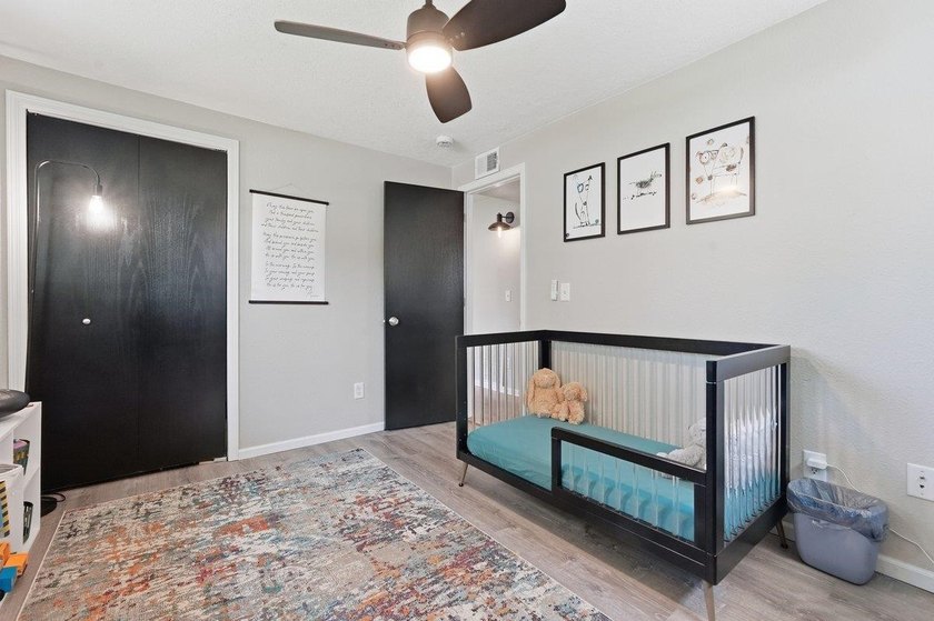 Welcome to this wonderful east side bungalow, filled with - photo 24