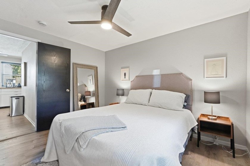 Welcome to this wonderful east side bungalow, filled with - photo 27
