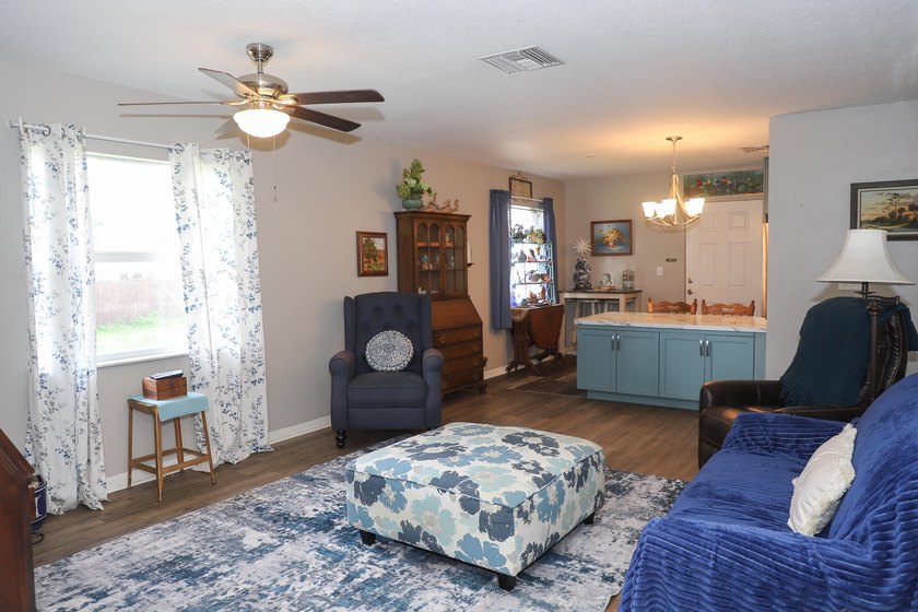 Located in desirable Indian River Estates, this well-maintained - photo 3