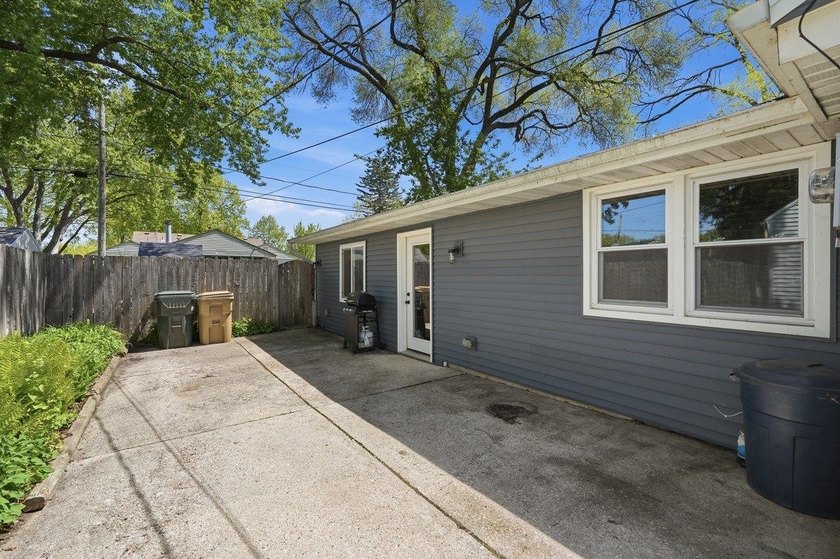 Welcome to this wonderful east side bungalow, filled with - photo 45