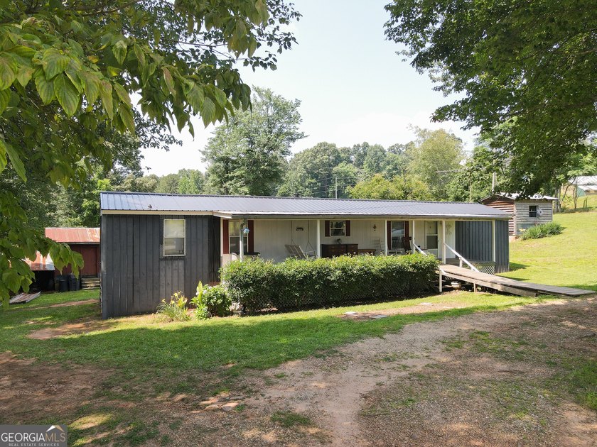 Looking for a private 2-bedroom home on acreage with no HOA? - photo 29