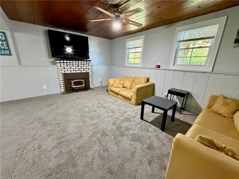 THIS HOME IS PERFECT!- METICULOUSLY MAINTAINED - BEAUTIFUL - photo 29
