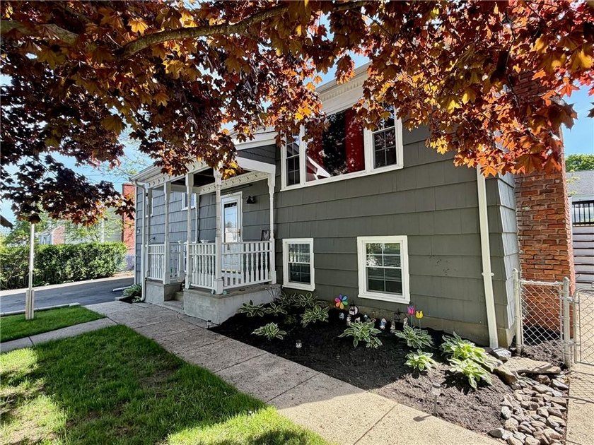 THIS HOME IS PERFECT!- METICULOUSLY MAINTAINED - BEAUTIFUL - photo 40