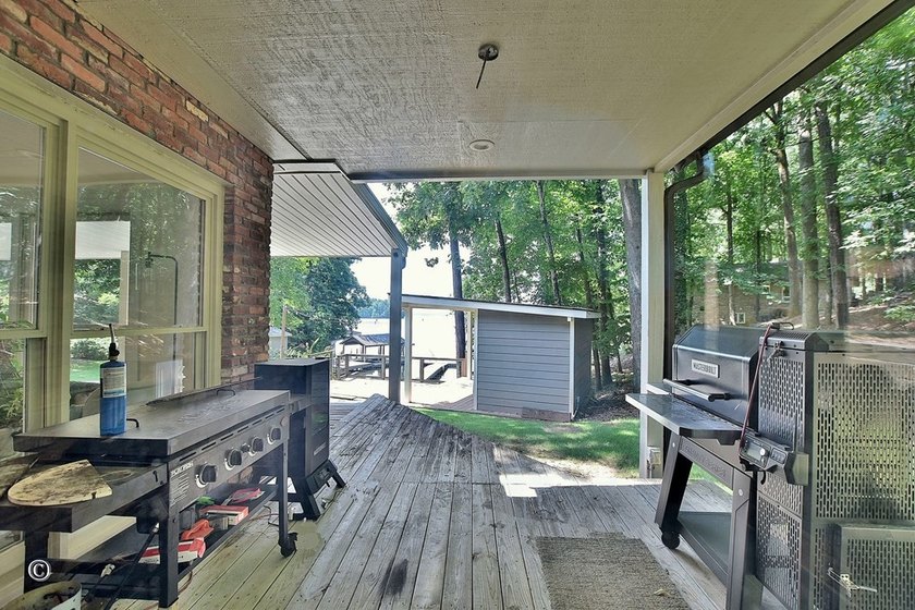Experience Lake Harding at its finest from this recently - photo 22