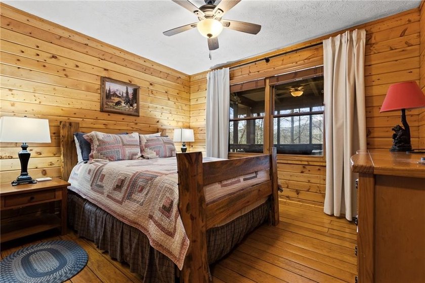 This charming cabin is the perfect opportunity for a primary - photo 15