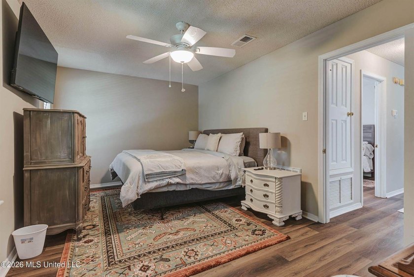 Move-in ready 3-bedroom, 2-bath home in the heart of Ocean - photo 11