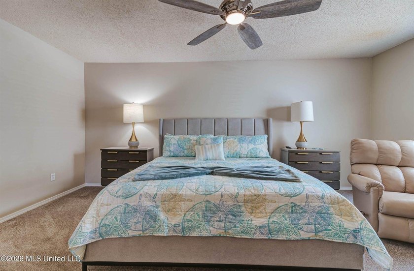 Move-in ready 3-bedroom, 2-bath home in the heart of Ocean - photo 16