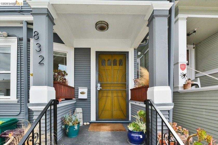 This occupied duplex is in a great location near Lake Merritt is - photo 24