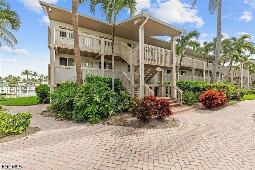 Wake each morning to panoramic yacht harbor views and the gentle - photo 3