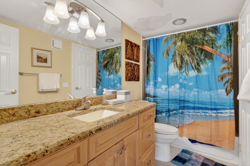 WATERFRONT UPSCALE CUSTOM RENOVATION 2BR/2 B CONDO BE PROUD OF - photo 13