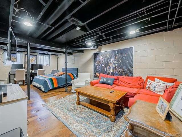 A MUST-SEE PROPERTY! Whether you're looking to call this - photo 34