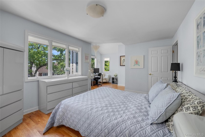 Nestled in the heart of Bayside, this beautifully maintained and - photo 15