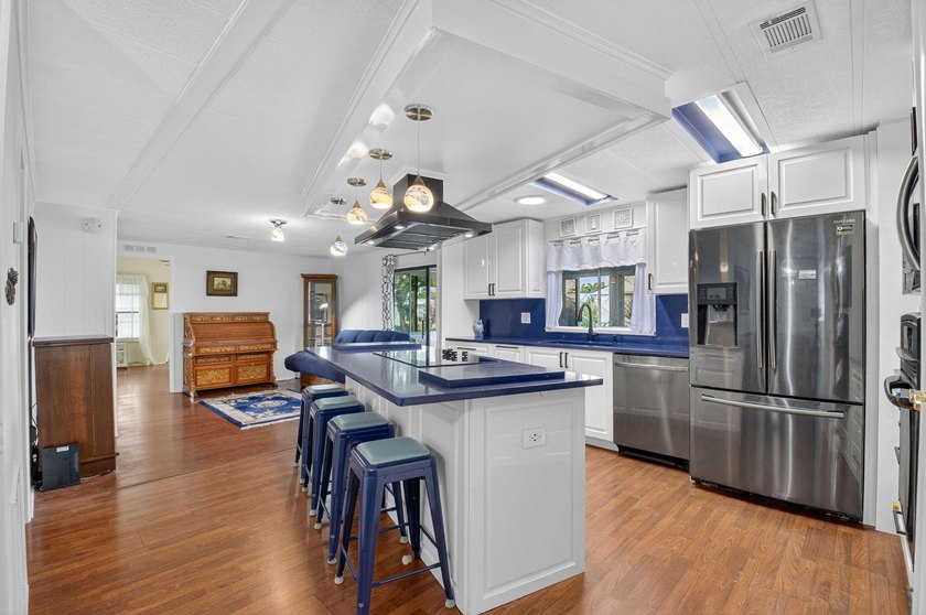 NO LAND LEASE IN JAMAICA BAY!! ***OVER 1600 SQ. FT. OF LIVING - photo 11