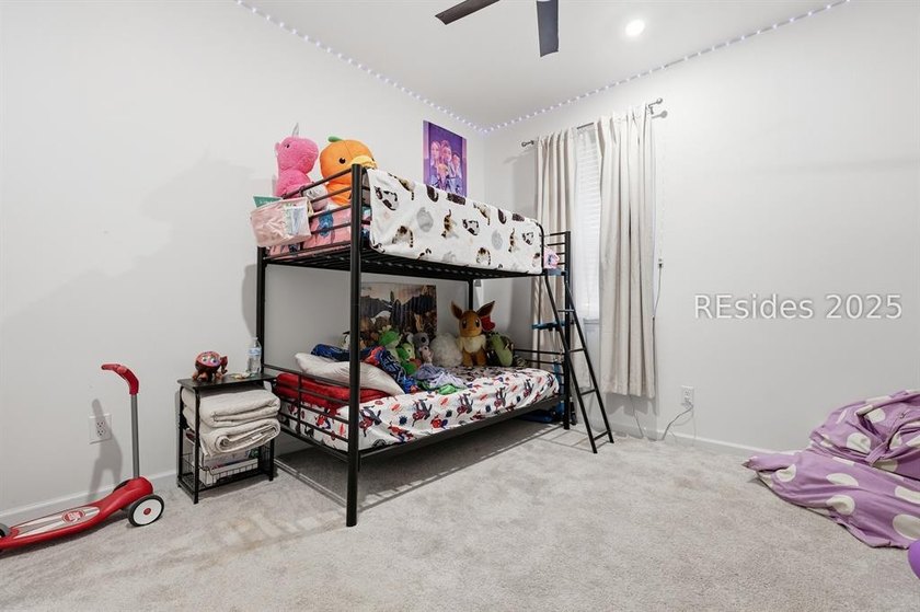 Welcome to 48 Hartwell Rd, a beautifully maintained 4-bedroom - photo 15