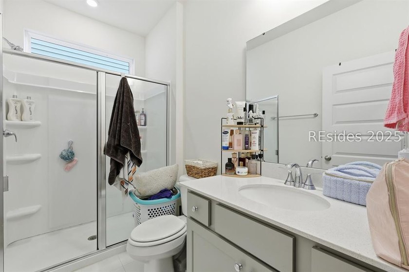Welcome to 48 Hartwell Rd, a beautifully maintained 4-bedroom - photo 17