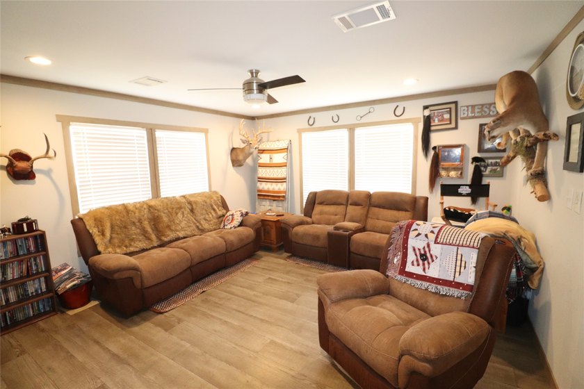 Turn-key Equine training facility. Currently used as a cutting - photo 20