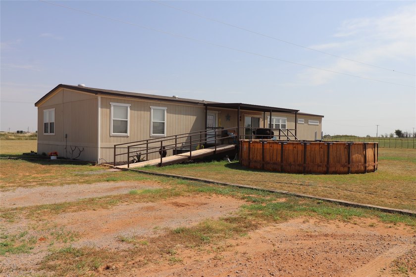 Turn-key Equine training facility. Currently used as a cutting - photo 24