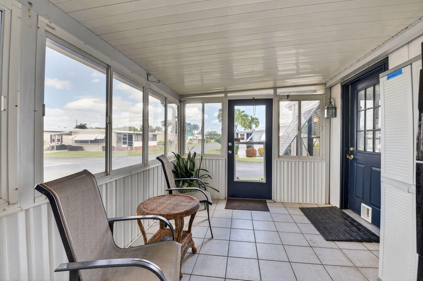 NO LAND LEASE IN JAMAICA BAY!! ***OVER 1600 SQ. FT. OF LIVING - photo 29
