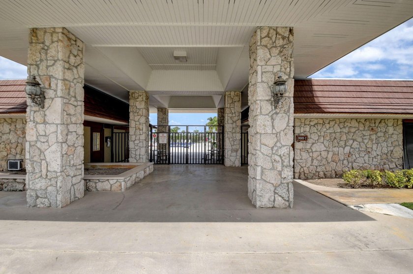 NO LAND LEASE IN JAMAICA BAY!! ***OVER 1600 SQ. FT. OF LIVING - photo 42