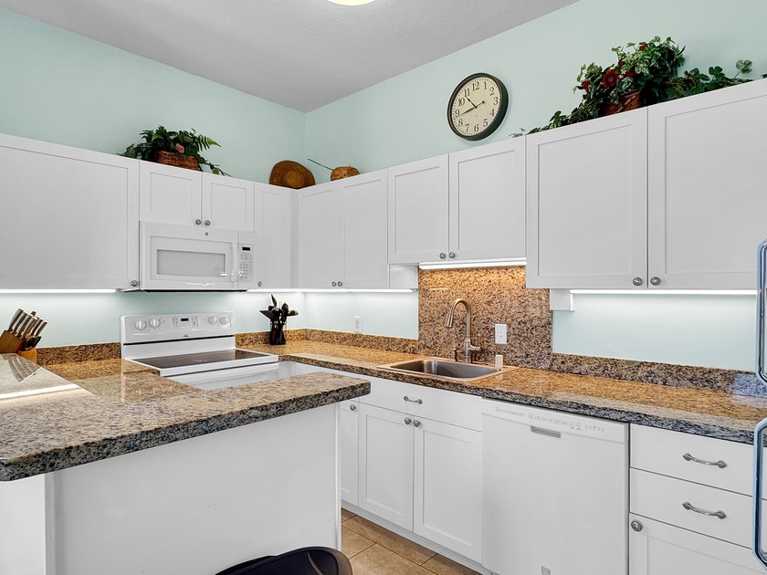 Conveniently located in Waikoloa Village Condominiums, this - photo 8