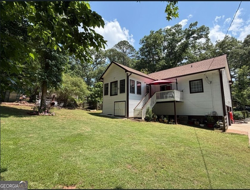 Don't miss the opportunity to own this beautiful raised ranch - photo 14