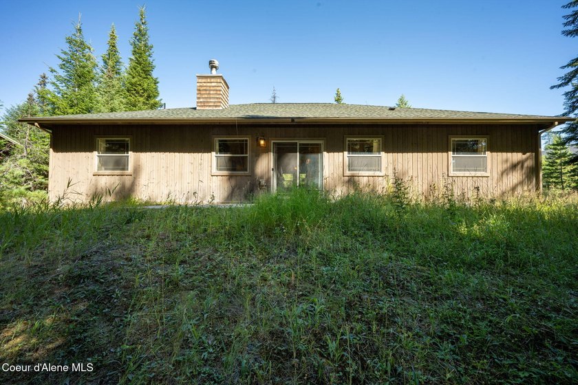 Your own private paradise! This 2012 custom-built Priest Lake - photo 16