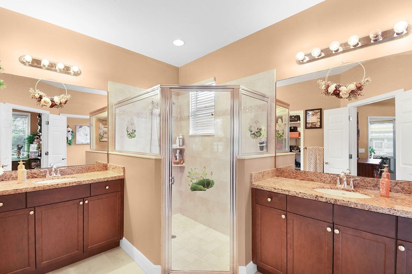 Welcome to this immaculately kept home in Vizcaya Falls, Port St - photo 14