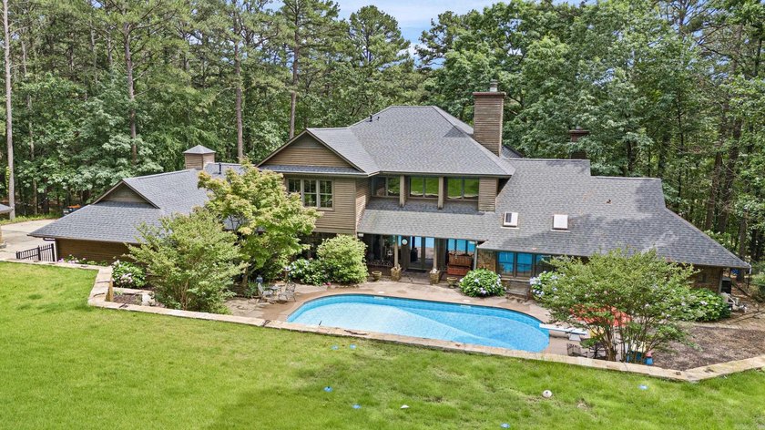 Welcome to your dream home! This stunning 5,310 sq ft home - photo 3