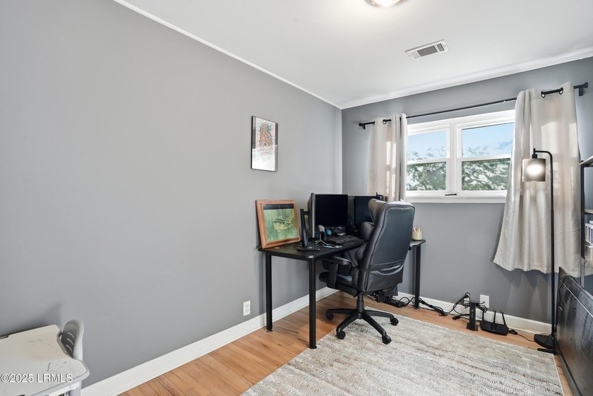 Welcome to this cozy 3-bedroom, 1-bath home offering both - photo 14