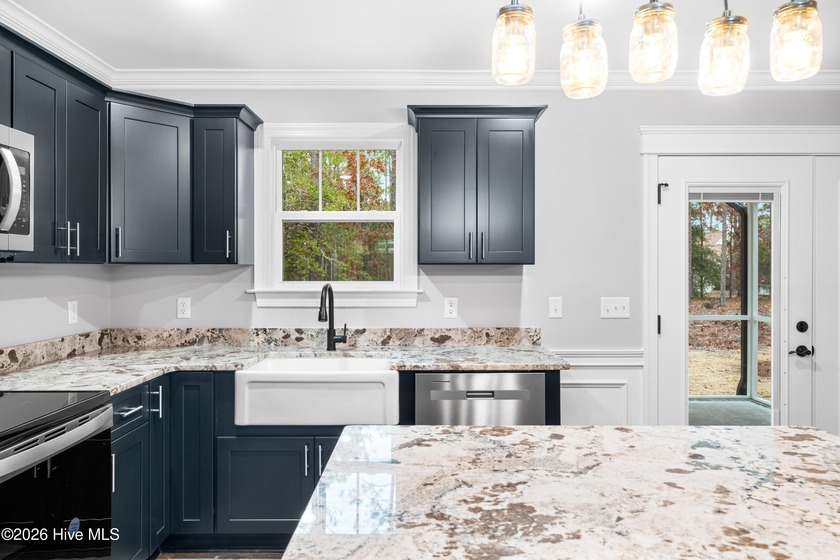 Private, secluded, and spacious all describe this amazing to be - photo 15