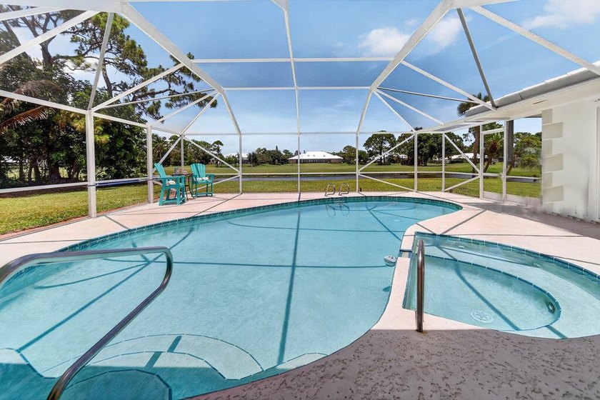 PRICED TO SELL-seller relocating &amp; motivated for a quick closing - photo 3