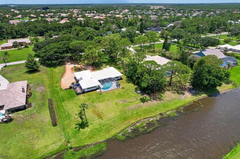PRICED TO SELL-seller relocating &amp; motivated for a quick closing - photo 4