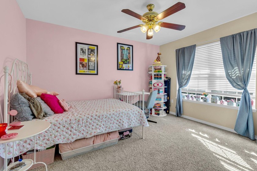 This lovely home sits on a corner lot on a cul-de-sac that - photo 28