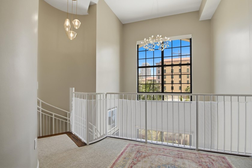 This impeccably maintained loft delivers the perfect blend of - photo 10