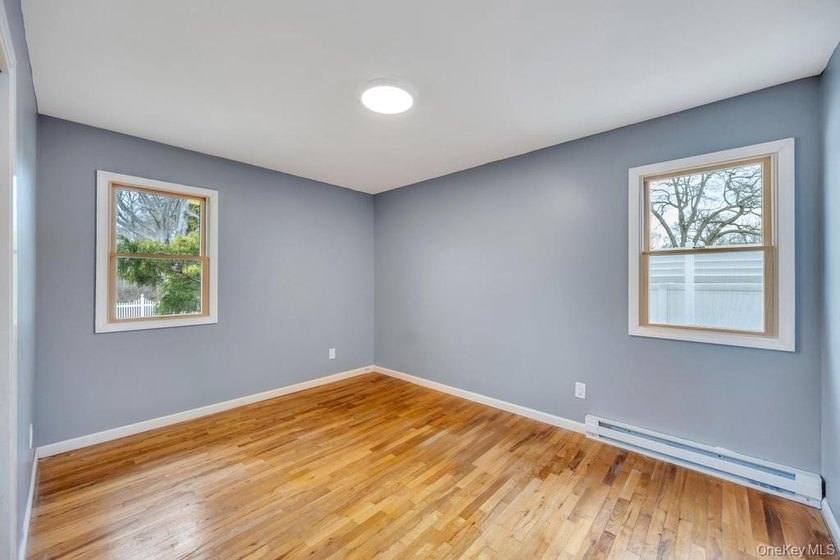 Exceptional East Islip Colonial offering an impressive 8 - photo 13