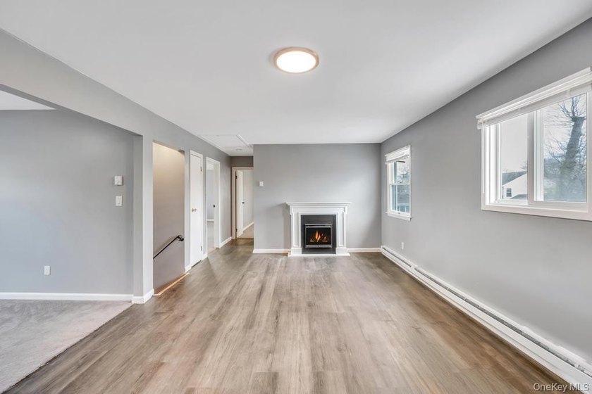 Exceptional East Islip Colonial offering an impressive 8 - photo 21