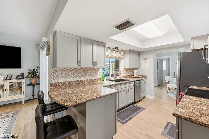 Move-in-ready, furnished home featuring two newly installed - photo 6